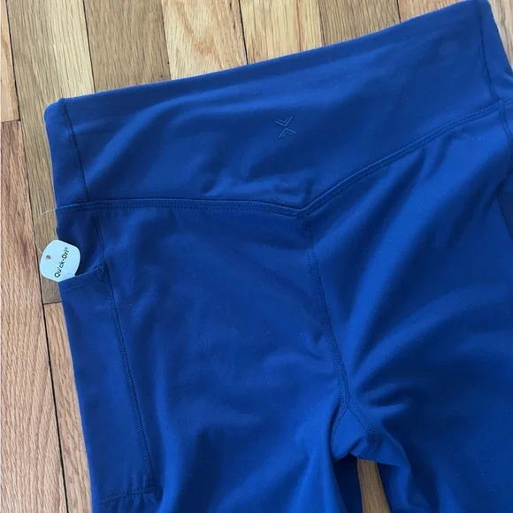 Xersion High Rise Fitted Flare Leggings - Picture 6 of 6